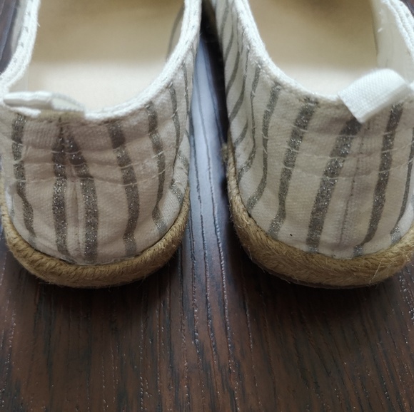 Girls shoes pre-owned - Picture 2 of 3